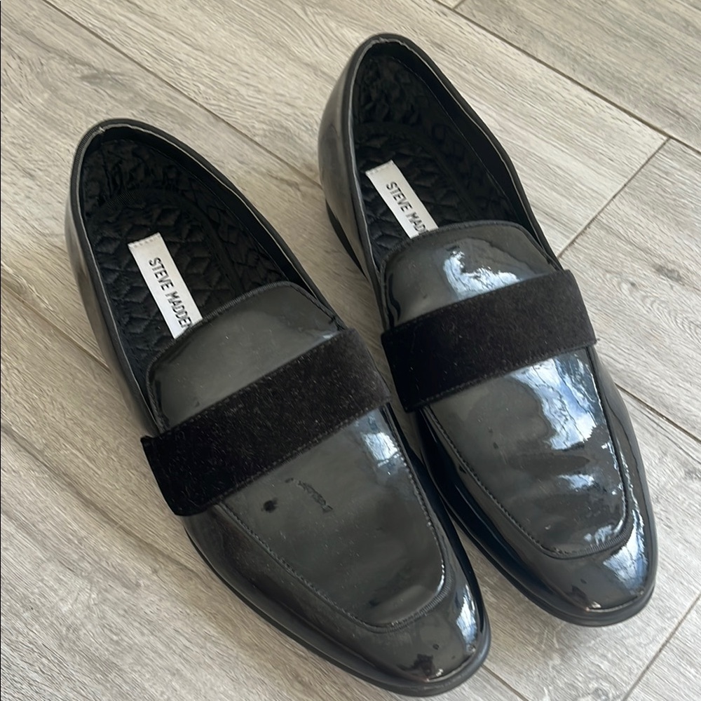 Steve Madden Black Patent Leather Loafers